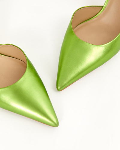 Туфли летние зеленого цвета