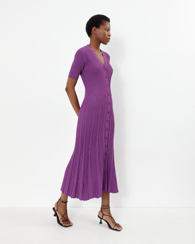 Платье миди на пуговицах фиолетового цвета